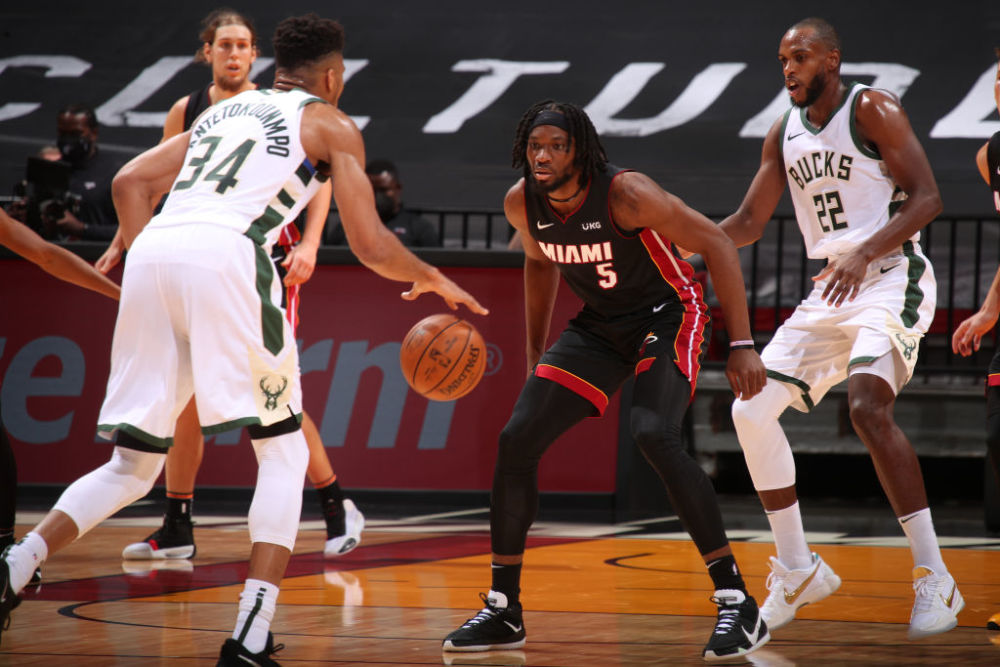  萨巴伦卡火力全开，澳网夺冠刷新排名