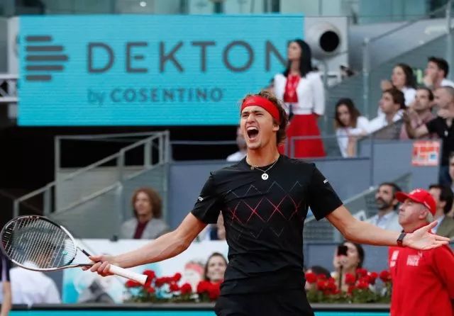  兹维列夫大师赛折桂重返巅峰