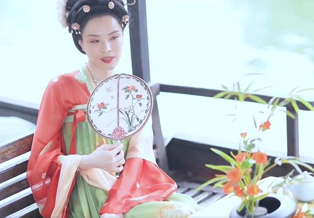  守擂冠军遭遇强力挑战，卫冕之路困难重重  