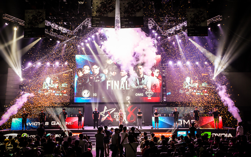  全民电竞狂欢盛典掀起竞技热潮