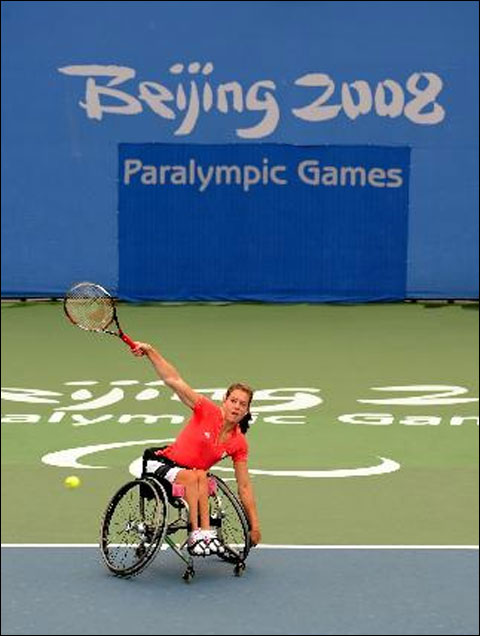  残疾运动员轮椅网球赛落幕，无障碍设施获好评