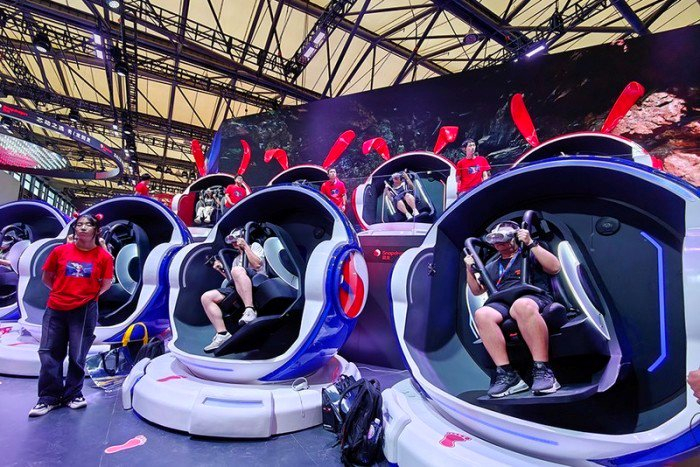  电竞主题公园开业，沉浸式体验受追捧